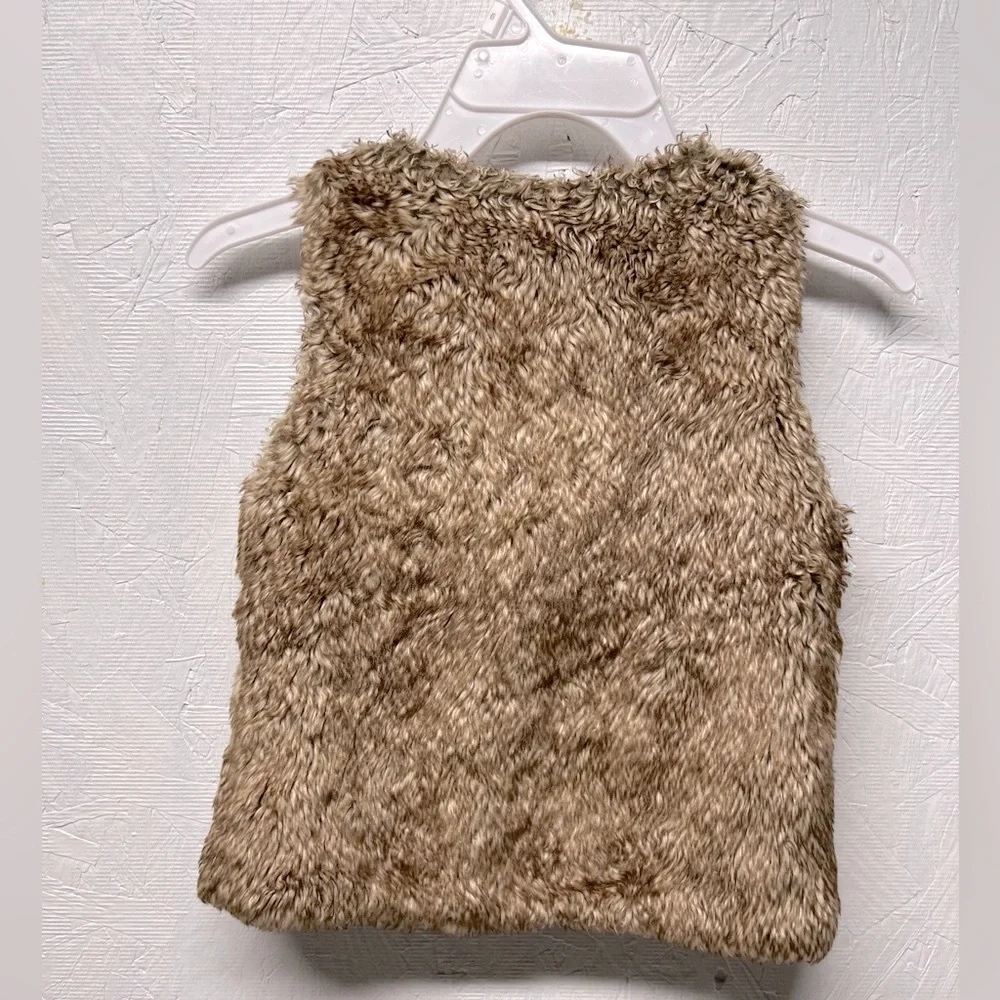 Hanna Andersson Faux Fur Button brown tan Vest Girls Size 4 (100)